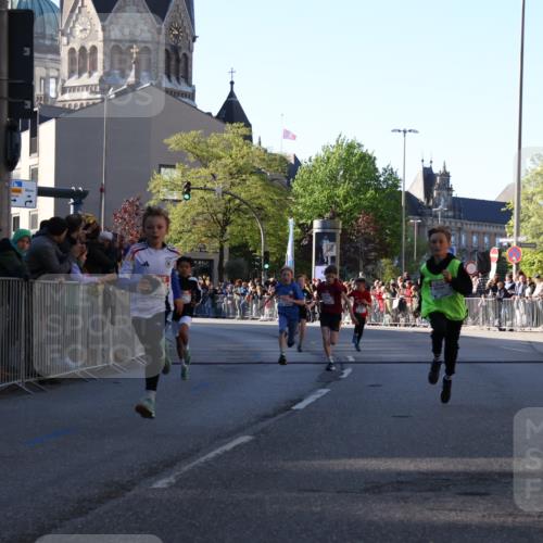 25.04.2025 - Das Zehntel Yannick Fuchs http://msf.ph/oto/7668350 26.04.2025 08:49:13 Ziel 1116, 1537, 1945, 2018, 2021, 2377, 2513, 2696, 3488 meine-sportfotos.de