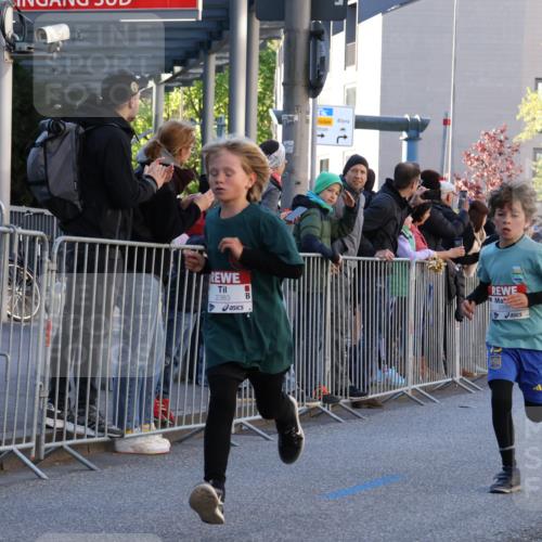 25.04.2025 - Das Zehntel Yannick Fuchs http://msf.ph/oto/7668454 26.04.2025 08:49:29 Ziel 1107, 1131, 2014, 2383, 2995, 3539, 3540 meine-sportfotos.de