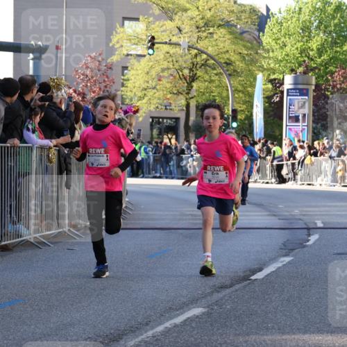 25.04.2025 - Das Zehntel Yannick Fuchs http://msf.ph/oto/7668478 26.04.2025 08:49:33 Ziel 1107, 1131, 2014, 2383, 2995, 3539, 3540 meine-sportfotos.de