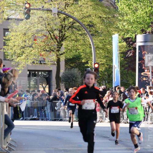 25.04.2025 - Das Zehntel Yannick Fuchs http://msf.ph/oto/7668531 26.04.2025 08:49:55 Ziel 1549, 1750, 2363, 2637, 2739, 3455 meine-sportfotos.de