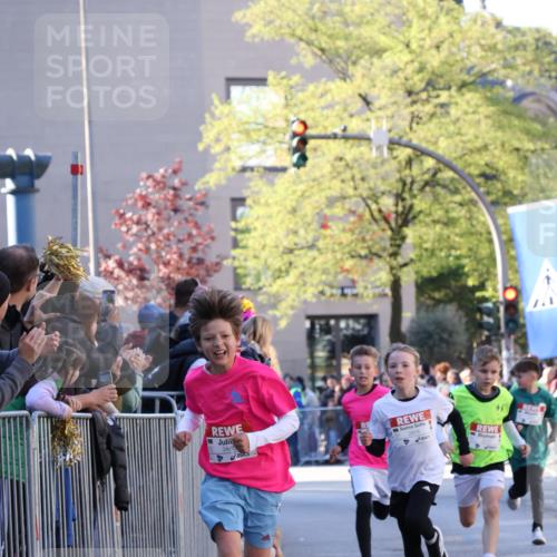 25.04.2025 - Das Zehntel Yannick Fuchs http://msf.ph/oto/7668602 26.04.2025 08:50:10 Ziel 1283, 2208, 2349, 2655, 2728, 2874, 3233, 3485, 3527, 3528 meine-sportfotos.de