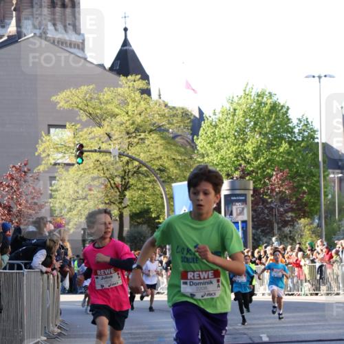 25.04.2025 - Das Zehntel Yannick Fuchs http://msf.ph/oto/7668662 26.04.2025 08:50:17 Ziel 1283, 2098, 2103, 2208, 2349, 2397, 2492, 2517, 2728, 2800, 2849, 2855, 2874, 3233, 3445, 3527, 3528, 3774, 3812, 3872 meine-sportfotos.de