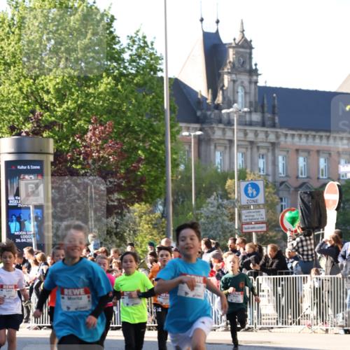 25.04.2025 - Das Zehntel Yannick Fuchs http://msf.ph/oto/7668678 26.04.2025 08:50:20 Ziel 1283, 1458, 1884, 2098, 2103, 2208, 2349, 2397, 2492, 2517, 2800, 2849, 2855, 3445, 3520, 3528, 3774, 3812, 3849, 3872 meine-sportfotos.de