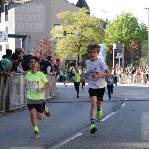 25.04.2025 - Das Zehntel Yannick Fuchs http://msf.ph/oto/7668759 26.04.2025 08:50:34 Ziel 1458, 1473, 1476, 1884, 2156, 2166, 2392, 2643, 2711, 2852, 2903, 2920, 2935, 3210, 3214, 3520, 3849 meine-sportfotos.de