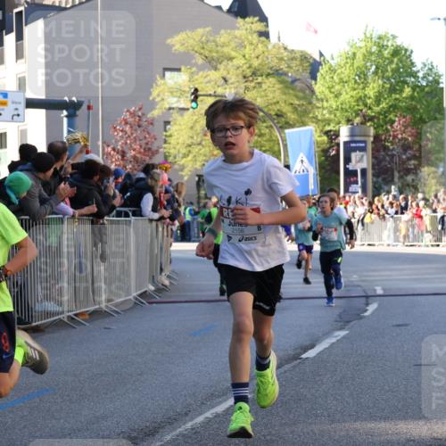 25.04.2025 - Das Zehntel Yannick Fuchs http://msf.ph/oto/7668766 26.04.2025 08:50:34 Ziel 1458, 1473, 1476, 1884, 2156, 2166, 2392, 2643, 2711, 2852, 2903, 2920, 2935, 3210, 3214, 3520, 3849 meine-sportfotos.de