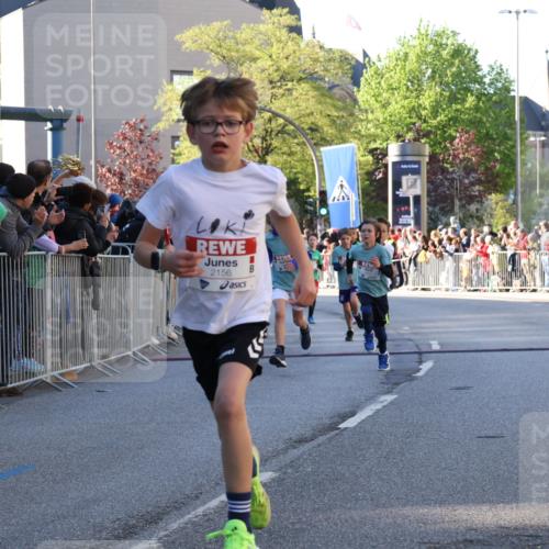 25.04.2025 - Das Zehntel Yannick Fuchs http://msf.ph/oto/7668771 26.04.2025 08:50:34 Ziel 1458, 1473, 1476, 1884, 2156, 2166, 2392, 2643, 2711, 2852, 2903, 2920, 2935, 3210, 3214, 3520, 3849 meine-sportfotos.de