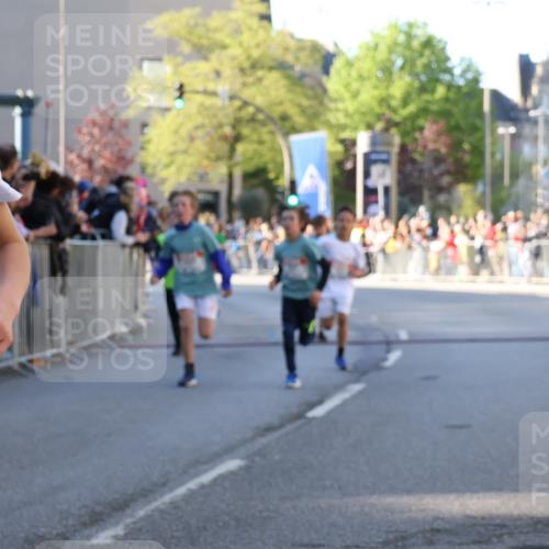 25.04.2025 - Das Zehntel Yannick Fuchs http://msf.ph/oto/7668774 26.04.2025 08:50:35 Ziel 1458, 1473, 1476, 1884, 2156, 2166, 2392, 2643, 2711, 2852, 2903, 2920, 2935, 3210, 3214, 3520, 3849 meine-sportfotos.de