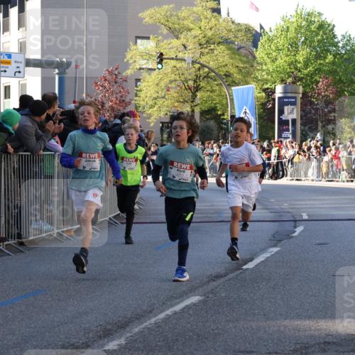 25.04.2025 - Das Zehntel Yannick Fuchs http://msf.ph/oto/7668781 26.04.2025 08:50:36 Ziel 1458, 1473, 1476, 1884, 2156, 2166, 2392, 2643, 2711, 2731, 2852, 2903, 2920, 2935, 3210, 3214, 3520 meine-sportfotos.de