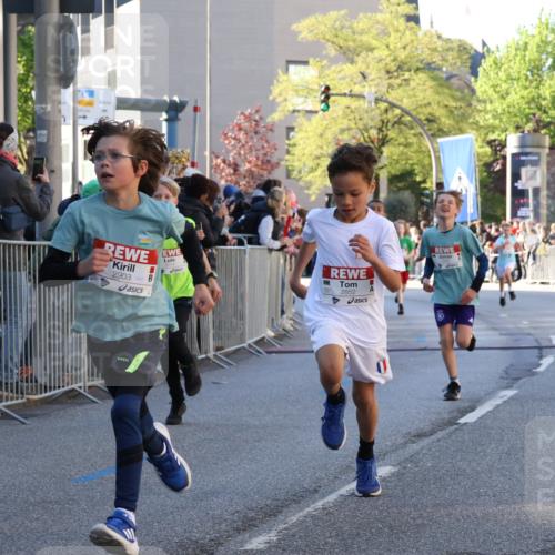 25.04.2025 - Das Zehntel Yannick Fuchs http://msf.ph/oto/7668795 26.04.2025 08:50:37 Ziel 1114, 1473, 1476, 2156, 2166, 2392, 2643, 2711, 2731, 2852, 2903, 2920, 2935, 3210, 3214, 3520 meine-sportfotos.de