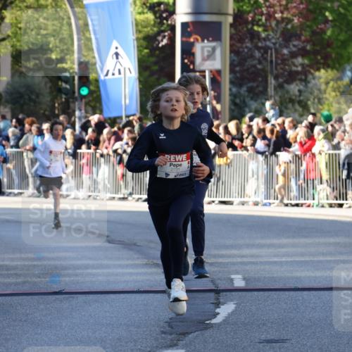 25.04.2025 - Das Zehntel Yannick Fuchs http://msf.ph/oto/7668852 26.04.2025 08:50:45 Ziel 1087, 1114, 1473, 1476, 1484, 2321, 2325, 2392, 2643, 2711, 2731, 2734, 2840, 3782, 3865 meine-sportfotos.de