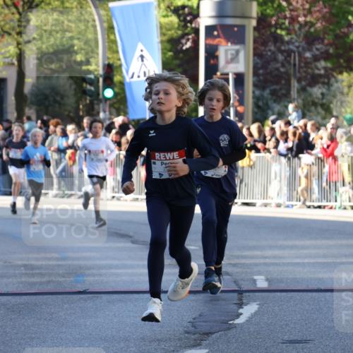 25.04.2025 - Das Zehntel Yannick Fuchs http://msf.ph/oto/7668856 26.04.2025 08:50:45 Ziel 1087, 1114, 1473, 1476, 1484, 2321, 2325, 2392, 2643, 2711, 2731, 2734, 2840, 3782, 3865 meine-sportfotos.de