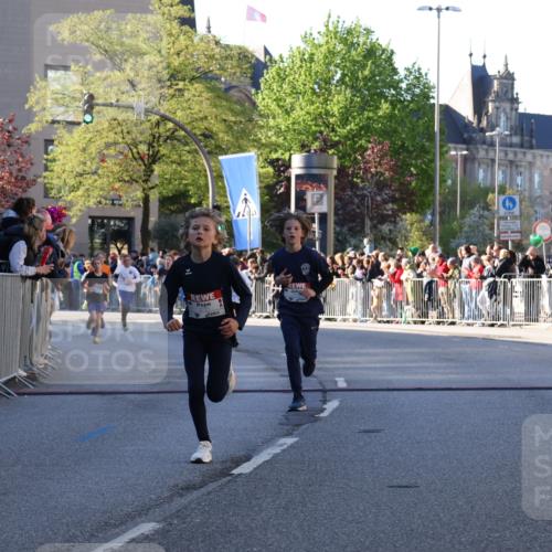 25.04.2025 - Das Zehntel Yannick Fuchs http://msf.ph/oto/7668858 26.04.2025 08:50:46 Ziel 1080, 1087, 1114, 1473, 1484, 2321, 2325, 2392, 2643, 2711, 2731, 2734, 2840, 3782, 3865 meine-sportfotos.de