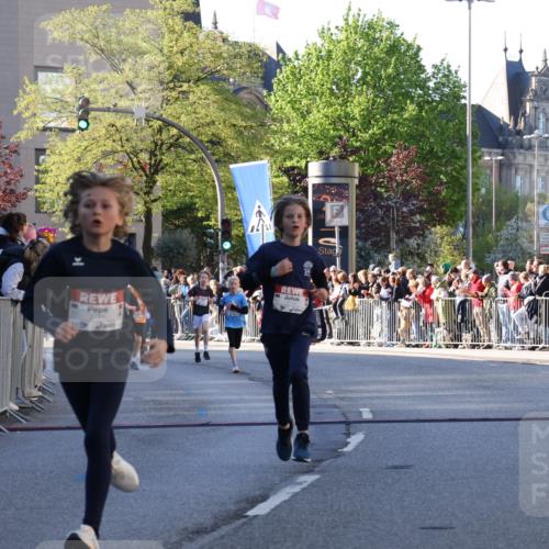 25.04.2025 - Das Zehntel Yannick Fuchs http://msf.ph/oto/7668868 26.04.2025 08:50:47 Ziel 1080, 1087, 1114, 1484, 1748, 2321, 2325, 2392, 2643, 2711, 2731, 2734, 2795, 2840, 3782, 3865 meine-sportfotos.de