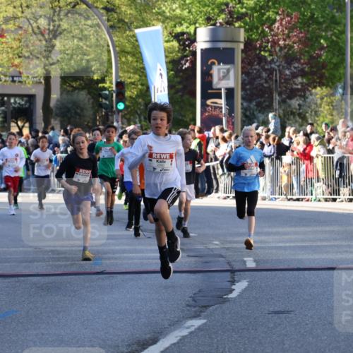 25.04.2025 - Das Zehntel Yannick Fuchs http://msf.ph/oto/7668880 26.04.2025 08:50:50 Ziel 1080, 1087, 1114, 1484, 1748, 1781, 1787, 2321, 2325, 2392, 2709, 2718, 2731, 2734, 2778, 2795, 2832, 2840, 3231, 3782, 3865 meine-sportfotos.de