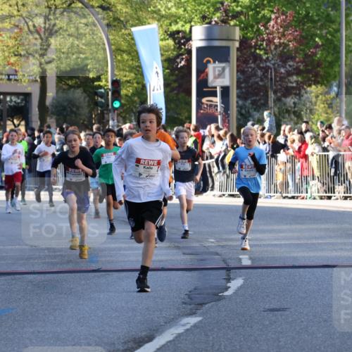 25.04.2025 - Das Zehntel Yannick Fuchs http://msf.ph/oto/7668882 26.04.2025 08:50:50 Ziel 1080, 1087, 1114, 1484, 1748, 1781, 1787, 2321, 2325, 2392, 2709, 2718, 2731, 2734, 2778, 2795, 2832, 2840, 3231, 3782, 3865 meine-sportfotos.de