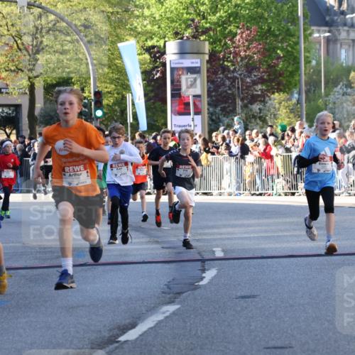 25.04.2025 - Das Zehntel Yannick Fuchs http://msf.ph/oto/7668896 26.04.2025 08:50:52 Ziel 1080, 1087, 1114, 1484, 1748, 1781, 1787, 1922, 2321, 2325, 2356, 2709, 2718, 2731, 2734, 2778, 2795, 2827, 2832, 2840, 3040, 3231, 3782, 3865 meine-sportfotos.de