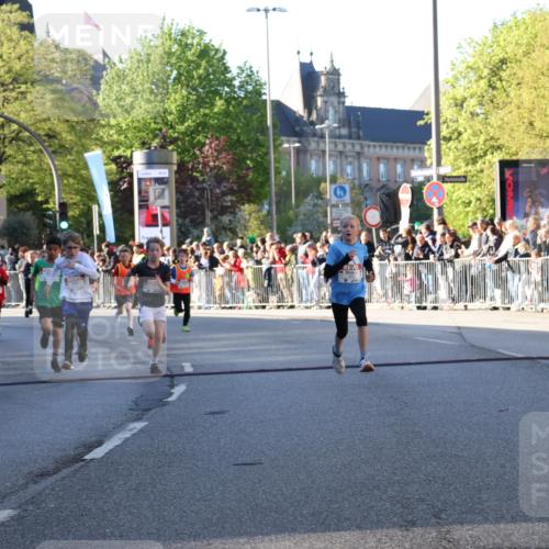 25.04.2025 - Das Zehntel Yannick Fuchs http://msf.ph/oto/7668900 26.04.2025 08:50:52 Ziel 1080, 1087, 1114, 1484, 1748, 1781, 1787, 1922, 2321, 2325, 2356, 2709, 2718, 2731, 2734, 2778, 2795, 2827, 2832, 2840, 3040, 3231, 3782, 3865 meine-sportfotos.de
