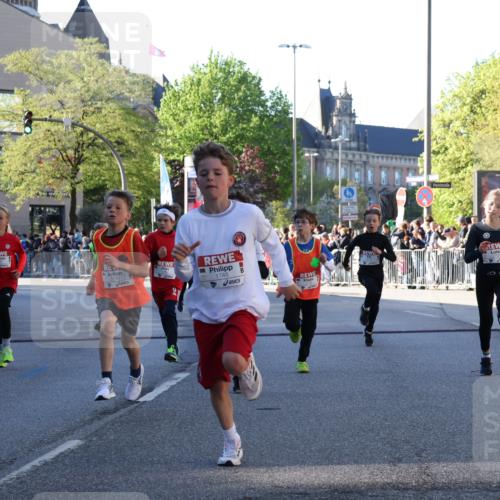 25.04.2025 - Das Zehntel Yannick Fuchs http://msf.ph/oto/7668955 26.04.2025 08:50:59 Ziel 1080, 1087, 1484, 1748, 1781, 1787, 1922, 2321, 2325, 2356, 2474, 2709, 2718, 2734, 2778, 2795, 2827, 2832, 2919, 3040, 3231, 3415, 3782, 3865 meine-sportfotos.de