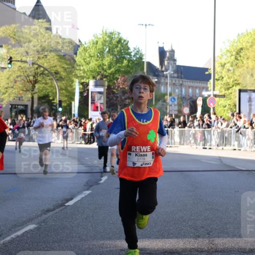 25.04.2025 - Das Zehntel Yannick Fuchs http://msf.ph/oto/7668969 26.04.2025 08:51:01 Ziel 1080, 1087, 1484, 1748, 1781, 1787, 1922, 2321, 2325, 2356, 2474, 2667, 2672, 2709, 2718, 2778, 2795, 2827, 2832, 2914, 2919, 3040, 3231, 3415, 3710 meine-sportfotos.de
