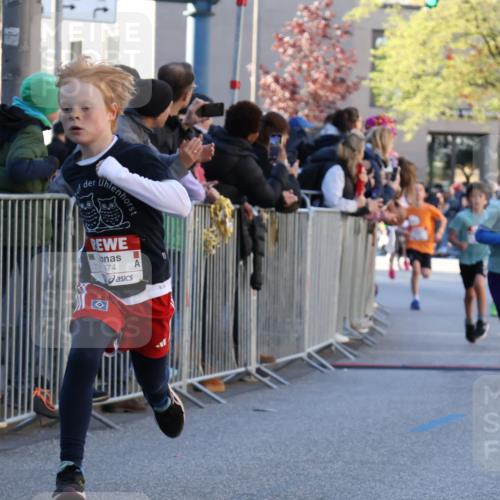 25.04.2025 - Das Zehntel Yannick Fuchs http://msf.ph/oto/7669003 26.04.2025 08:51:08 Ziel 1922, 2309, 2348, 2356, 2474, 2667, 2672, 2827, 2848, 2914, 2919, 3040, 3099, 3188, 3415, 3710, 3808 meine-sportfotos.de