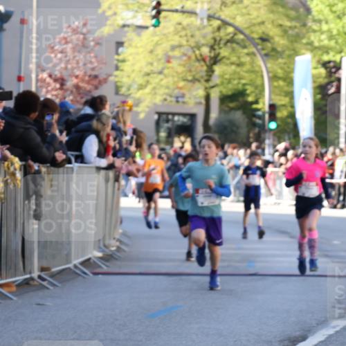 25.04.2025 - Das Zehntel Yannick Fuchs http://msf.ph/oto/7669005 26.04.2025 08:51:08 Ziel 1922, 2309, 2348, 2356, 2474, 2667, 2672, 2827, 2848, 2914, 2919, 3040, 3099, 3188, 3415, 3710, 3808 meine-sportfotos.de