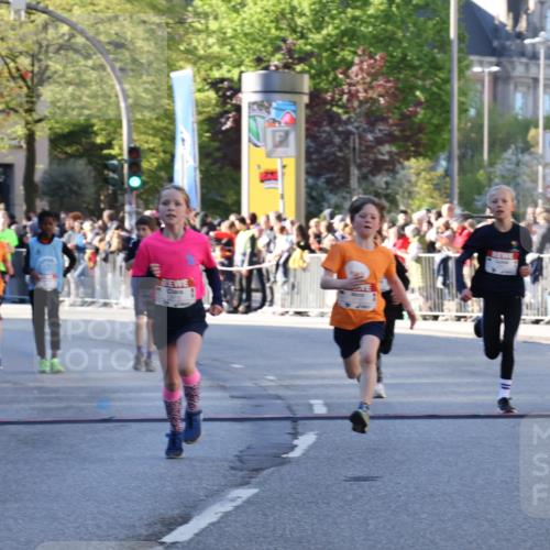 25.04.2025 - Das Zehntel Yannick Fuchs http://msf.ph/oto/7669009 26.04.2025 08:51:09 Ziel 1922, 2309, 2348, 2356, 2474, 2667, 2672, 2827, 2848, 2914, 2919, 3040, 3066, 3097, 3099, 3188, 3415, 3710, 3808 meine-sportfotos.de