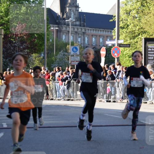 25.04.2025 - Das Zehntel Yannick Fuchs http://msf.ph/oto/7669015 26.04.2025 08:51:10 Ziel 1757, 2309, 2348, 2474, 2667, 2672, 2848, 2914, 2919, 3066, 3097, 3099, 3188, 3415, 3710, 3808 meine-sportfotos.de