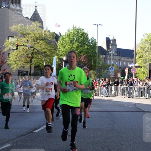 25.04.2025 - Das Zehntel Yannick Fuchs http://msf.ph/oto/7669075 26.04.2025 08:51:21 Ziel 1171, 1177, 1488, 1546, 1621, 1757, 1943, 2010, 2213, 2348, 2481, 2505, 2621, 2644, 2684, 2700, 2848, 2853, 2907, 2960, 2975, 3049, 3066, 3097, 3099, 3188, 3538, 3856, 3877 meine-sportfotos.de