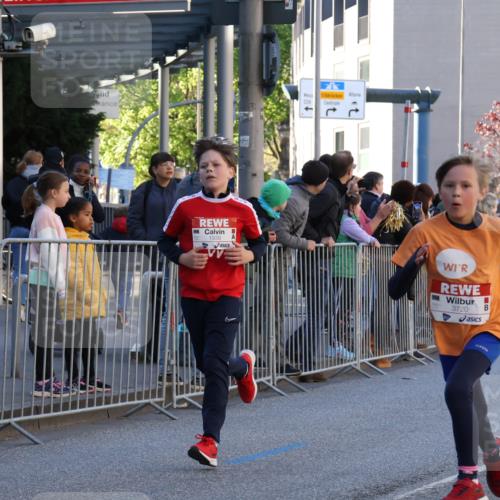 25.04.2025 - Das Zehntel Yannick Fuchs http://msf.ph/oto/7669163 26.04.2025 08:51:39 Ziel 1112, 1113, 1207, 1232, 1654, 1788, 1939, 2015, 2149, 2161, 2779, 3404, 3450, 3486, 3595, 3720, 3873 meine-sportfotos.de