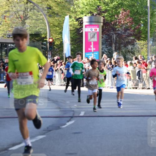 25.04.2025 - Das Zehntel Yannick Fuchs http://msf.ph/oto/7669186 26.04.2025 08:51:42 Ziel 1176, 1207, 1232, 1245, 1654, 1788, 1939, 2015, 2149, 2161, 2886, 3404, 3450, 3516, 3595, 3720, 3873 meine-sportfotos.de