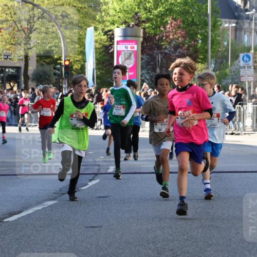 25.04.2025 - Das Zehntel Yannick Fuchs http://msf.ph/oto/7669206 26.04.2025 08:51:45 Ziel 1166, 1176, 1207, 1208, 1232, 1245, 1654, 1788, 2015, 2149, 2161, 2886, 3060, 3404, 3450, 3496, 3516, 3530, 3595, 3873 meine-sportfotos.de
