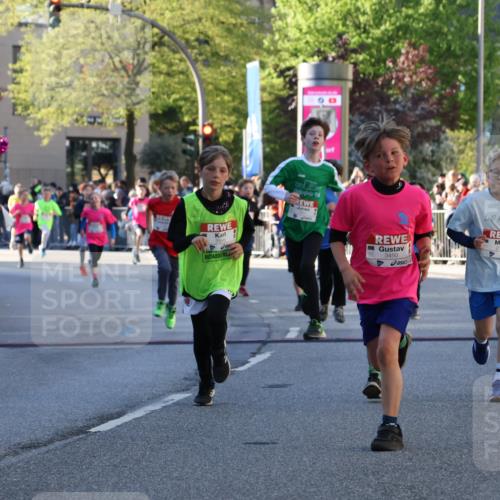 25.04.2025 - Das Zehntel Yannick Fuchs http://msf.ph/oto/7669210 26.04.2025 08:51:46 Ziel 1166, 1176, 1207, 1208, 1232, 1245, 1654, 1788, 2015, 2149, 2161, 2886, 3060, 3404, 3450, 3496, 3516, 3530, 3595, 3873 meine-sportfotos.de