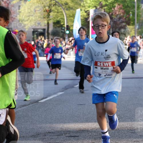 25.04.2025 - Das Zehntel Yannick Fuchs http://msf.ph/oto/7669232 26.04.2025 08:51:49 Ziel 1166, 1176, 1207, 1208, 1232, 1245, 1654, 1788, 2015, 2149, 2161, 2886, 3060, 3212, 3404, 3407, 3450, 3496, 3516, 3530, 3595 meine-sportfotos.de