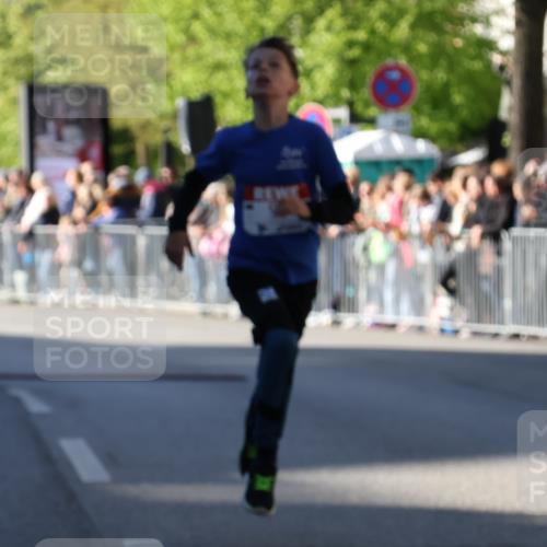 25.04.2025 - Das Zehntel Yannick Fuchs http://msf.ph/oto/7669249 26.04.2025 08:51:52 Ziel 1166, 1176, 1188, 1207, 1208, 1232, 1245, 1654, 1788, 2015, 2023, 2161, 2216, 2355, 2364, 2886, 3060, 3212, 3407, 3450, 3496, 3516, 3530, 3595 meine-sportfotos.de