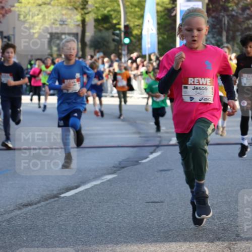 25.04.2025 - Das Zehntel Yannick Fuchs http://msf.ph/oto/7669288 26.04.2025 08:52:00 Ziel 1122, 1127, 1166, 1188, 1208, 1418, 2023, 2216, 2355, 2364, 2804, 2859, 3060, 3160, 3161, 3171, 3212, 3407, 3467, 3496, 3530, 3822 meine-sportfotos.de