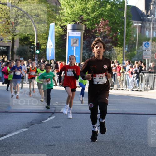 25.04.2025 - Das Zehntel Yannick Fuchs http://msf.ph/oto/7669290 26.04.2025 08:52:01 Ziel 1122, 1127, 1166, 1188, 1418, 2023, 2216, 2355, 2364, 2804, 2859, 3060, 3085, 3160, 3161, 3171, 3212, 3407, 3467, 3496, 3530, 3822 meine-sportfotos.de