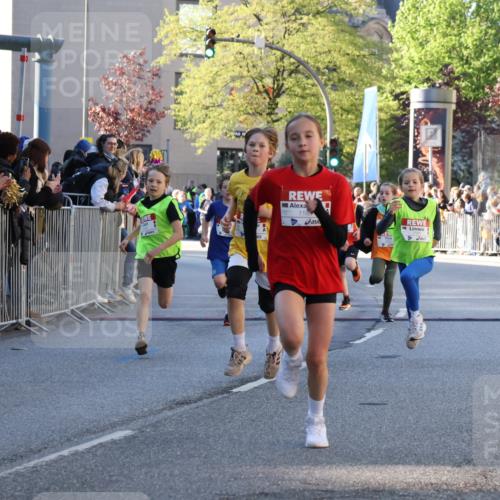 25.04.2025 - Das Zehntel Yannick Fuchs http://msf.ph/oto/7669302 26.04.2025 08:52:04 Ziel 1108, 1122, 1127, 1188, 1418, 1979, 2023, 2029, 2216, 2355, 2364, 2804, 2859, 3085, 3088, 3160, 3161, 3171, 3212, 3407, 3467, 3822 meine-sportfotos.de