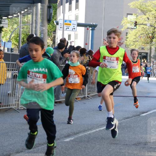 25.04.2025 - Das Zehntel Yannick Fuchs http://msf.ph/oto/7669327 26.04.2025 08:52:07 Ziel 1108, 1122, 1127, 1188, 1418, 1979, 2023, 2029, 2216, 2355, 2364, 2804, 2859, 3063, 3085, 3088, 3160, 3161, 3171, 3467, 3822 meine-sportfotos.de