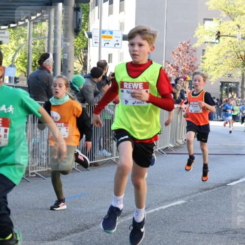 25.04.2025 - Das Zehntel Yannick Fuchs http://msf.ph/oto/7669331 26.04.2025 08:52:07 Ziel 1108, 1122, 1127, 1188, 1418, 1979, 2023, 2029, 2216, 2355, 2364, 2804, 2859, 3063, 3085, 3088, 3160, 3161, 3171, 3467, 3822 meine-sportfotos.de