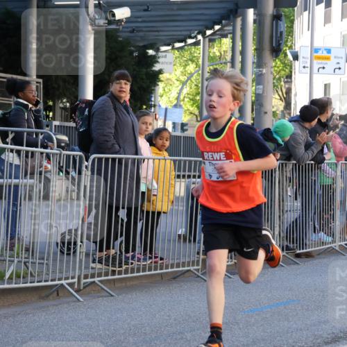 25.04.2025 - Das Zehntel Yannick Fuchs http://msf.ph/oto/7669340 26.04.2025 08:52:09 Ziel 1108, 1122, 1127, 1188, 1418, 1761, 1979, 2029, 2187, 2216, 2804, 2859, 3063, 3085, 3088, 3160, 3161, 3171, 3467, 3822 meine-sportfotos.de