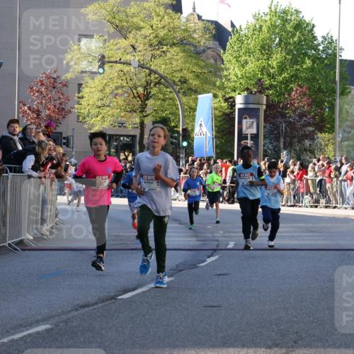 25.04.2025 - Das Zehntel Yannick Fuchs http://msf.ph/oto/7669350 26.04.2025 08:52:10 Ziel 1108, 1122, 1127, 1418, 1752, 1761, 1979, 2029, 2187, 2804, 2859, 3063, 3085, 3088, 3160, 3161, 3171, 3467, 3822, 3884 meine-sportfotos.de