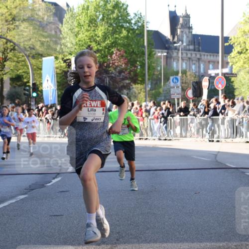 25.04.2025 - Das Zehntel Yannick Fuchs http://msf.ph/oto/7669402 26.04.2025 08:52:15 Ziel 1108, 1127, 1541, 1752, 1761, 1803, 1979, 2029, 2187, 2275, 2464, 3063, 3085, 3088, 3178, 3225, 3467, 3884, 3944 meine-sportfotos.de