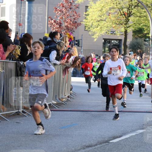 25.04.2025 - Das Zehntel Yannick Fuchs http://msf.ph/oto/7669431 26.04.2025 08:52:18 Ziel 1108, 1541, 1568, 1752, 1761, 1803, 1979, 2029, 2187, 2275, 2464, 2500, 3063, 3085, 3088, 3178, 3225, 3884, 3944 meine-sportfotos.de