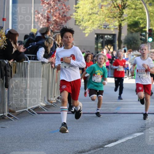 25.04.2025 - Das Zehntel Yannick Fuchs http://msf.ph/oto/7669440 26.04.2025 08:52:20 Ziel 1108, 1541, 1568, 1752, 1761, 1803, 2029, 2170, 2187, 2275, 2464, 2500, 3063, 3095, 3102, 3110, 3178, 3225, 3499, 3811, 3884, 3944 meine-sportfotos.de