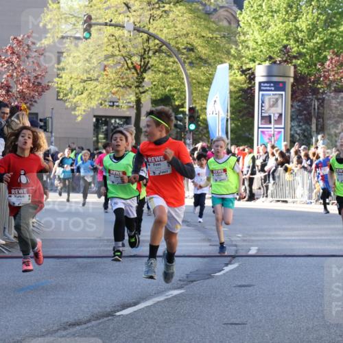 25.04.2025 - Das Zehntel Yannick Fuchs http://msf.ph/oto/7669463 26.04.2025 08:52:23 Ziel 1229, 1541, 1568, 1752, 1761, 1803, 2170, 2187, 2275, 2464, 2471, 2500, 3095, 3102, 3104, 3110, 3178, 3225, 3462, 3499, 3811, 3884, 3921, 3944 meine-sportfotos.de