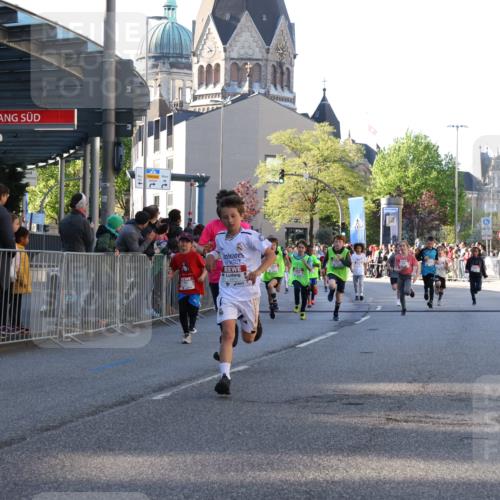 25.04.2025 - Das Zehntel Yannick Fuchs http://msf.ph/oto/7669589 26.04.2025 08:52:34 Ziel 1229, 1453, 1478, 1479, 1568, 1921, 2170, 2191, 2194, 2212, 2471, 2500, 2628, 2653, 2706, 2733, 2826, 3038, 3042, 3095, 3102, 3104, 3110, 3409, 3462, 3499, 3592, 3599, 3603, 3611, 3617, 3781, 3805, 3811, 3870, 3921, 3941 meine-sportfotos.de