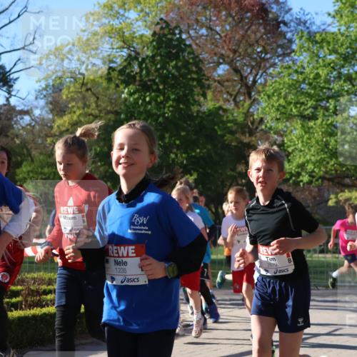 25.04.2025 - Das Zehntel Zöllner http://msf.ph/oto/7673161 26.04.2025 07:43:04 Laufen 1210, 1235, 2679 meine-sportfotos.de