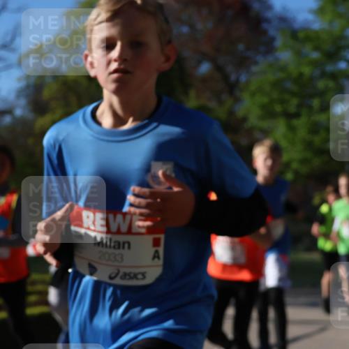 25.04.2025 - Das Zehntel Zöllner http://msf.ph/oto/7673307 26.04.2025 07:43:18 Laufen 2033 meine-sportfotos.de