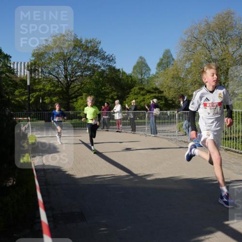 25.04.2025 - Das Zehntel Zöllner http://msf.ph/oto/7674294 26.04.2025 08:40:14 Laufen  meine-sportfotos.de