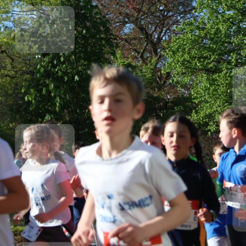 25.04.2025 - Das Zehntel Zöllner http://msf.ph/oto/7675072 26.04.2025 07:46:39 Laufen 3770 meine-sportfotos.de